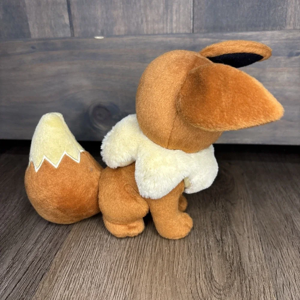 2016 Pokemon TOMY 7 Inch Eevee Plush Toy‎